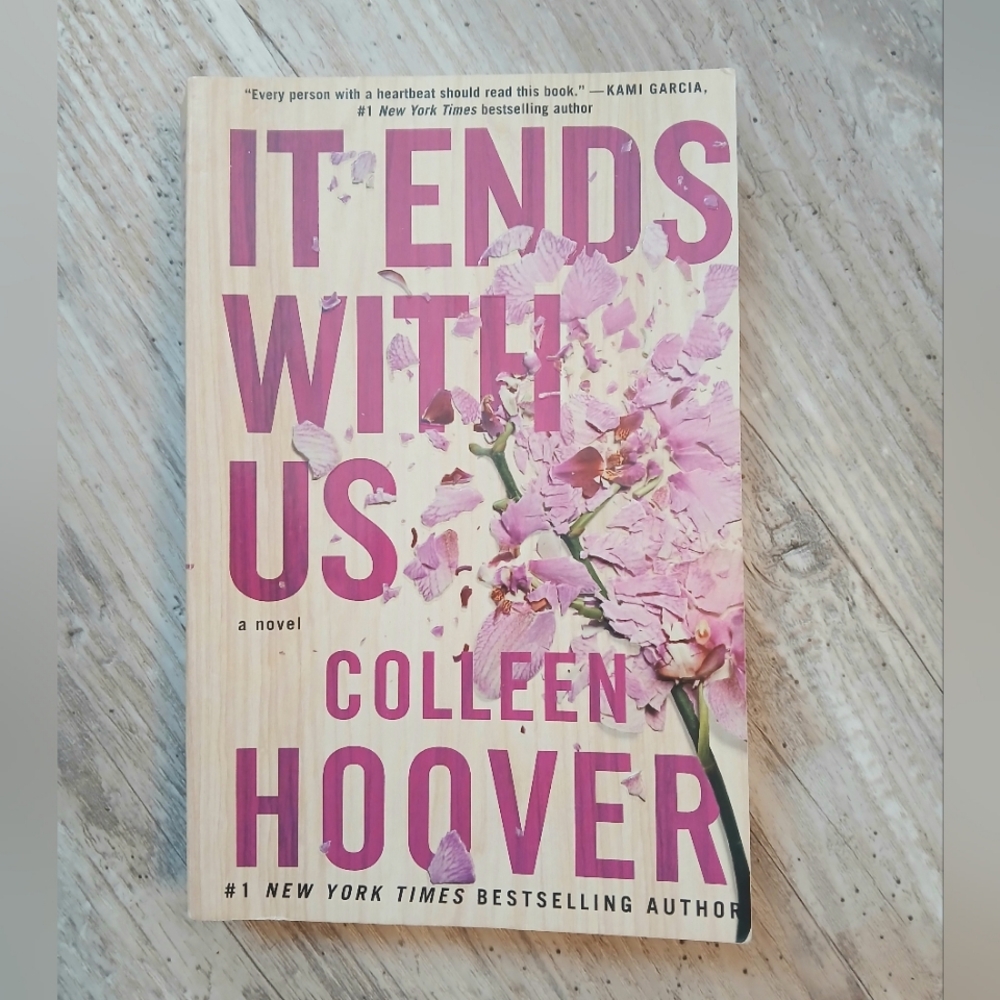 'It Ends With Us' Novel By Colleen Hoover